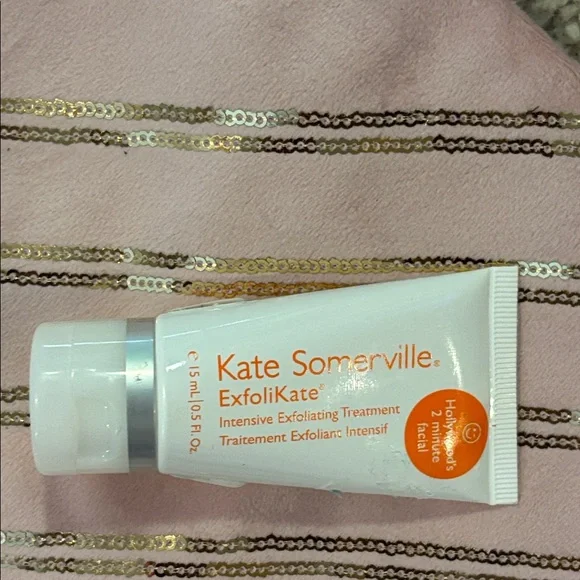 Kate Somerville ExfoliKate New - Picture 10 of 11